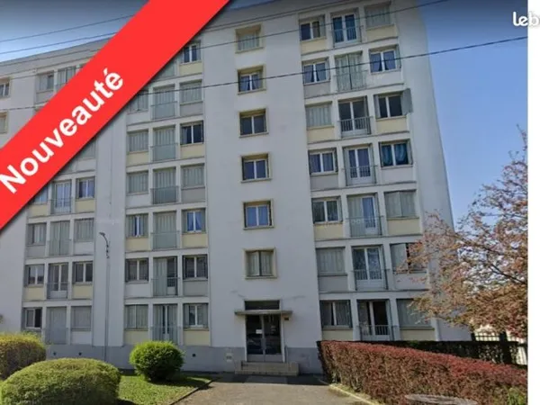 Parking 1 m² VAULX EN VELIN