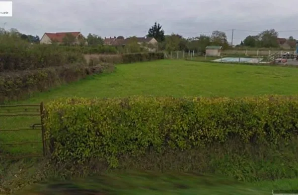 Terrain a la campagne proche Nevers