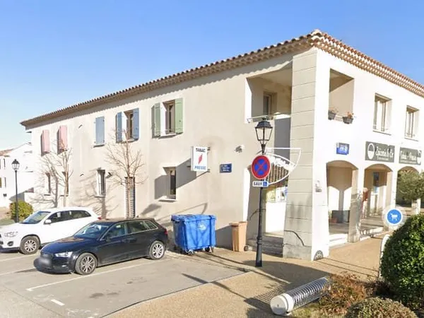 Stationnement emplacement non couvert 17€ + TVA