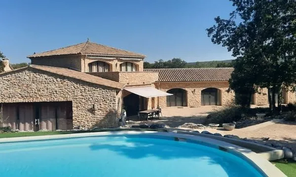Maison Vente Vallon-Pont-d'Arc 10p 425m² 884000€