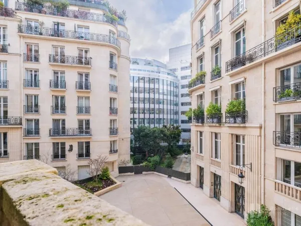 Appartement 7 pièces 310 m²