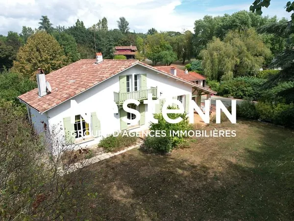 Maison 6 pièces 180 m²