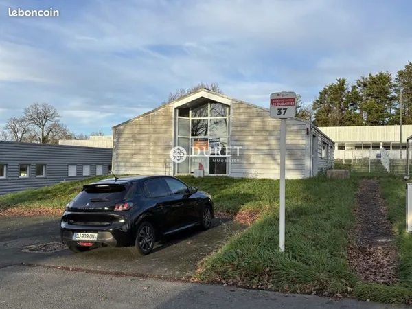 Bureaux 150 m² La Roche-sur-Yon