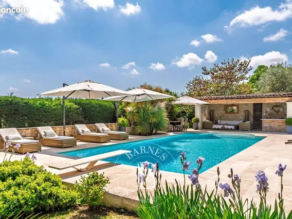 Villa 7 pièces 2925 m²