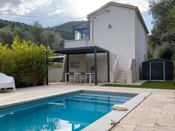 T2 Haut de Villa + Piscine et Jardin - Baudouvin