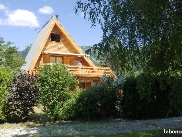 Location chalet calme et ensoleillé 4 chambres