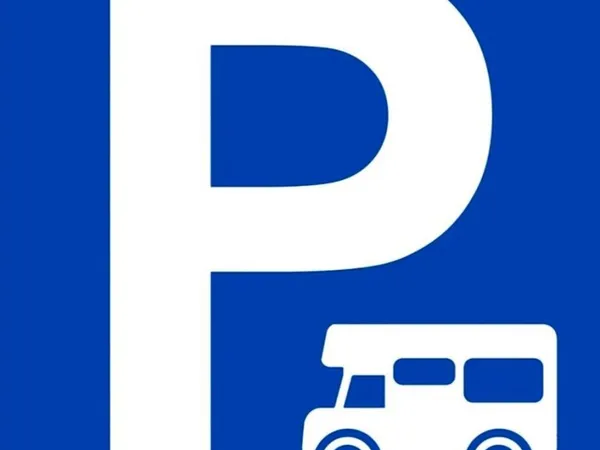 Place pour fourgon, van sans limite de hauteur Ouvert 24h/24h 13004