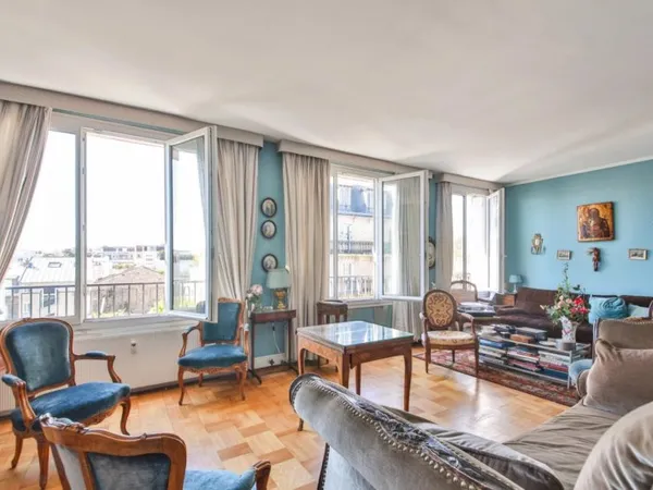NEUILLY SUR SEINE CHAUVEAU/CHEZY 5 PIECES AVEC PARKING AU 5EME