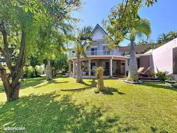 Villa 5 pièces 179 m²