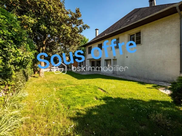 Maison 14 pièces 478 m²