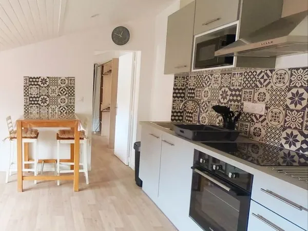 ✨ T2 meublé rénové avec goût - 35 m² - Centre de Cambrai (Rue d'Arras)
