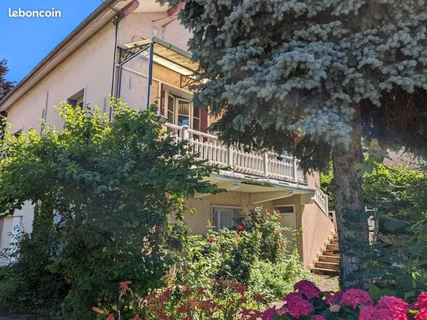 [Coup de coeur] Colocation calme, toute équipée dans grande maison (Tram A)