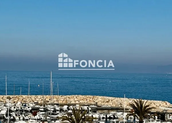 Six fours, vue mer panoramique a 50m. Des plages