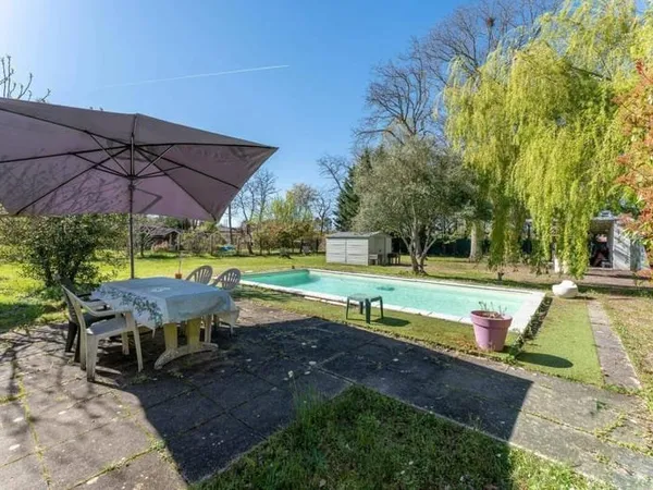 Maison de plain-pied 6 pièces 148 m²