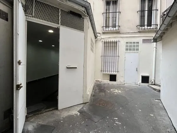 Local commercial 160 m² Paris 3ème
