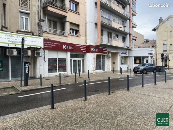 Local 110 m² VALENCE
