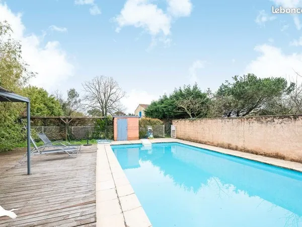 Maison 5 pièces 140 m²