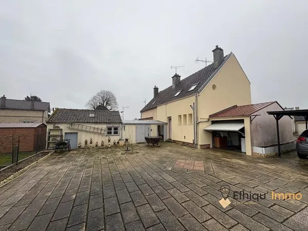 Jolie maison de ville