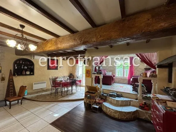 Maison 6 pièces 199 m²