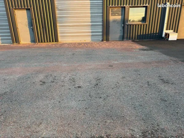 Local 130m2 à louer à St Laurent de la Prée