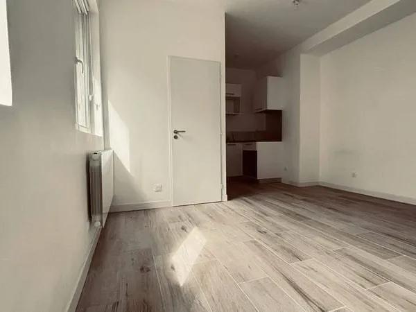 Studio 1 pièce 21 m²