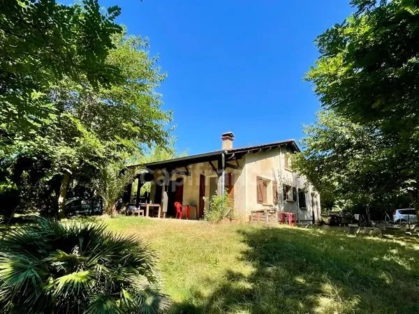 À vendre - Maison de campagne 5 pièces, 121 m² sur 7000² de terrain avec dépendances - Montricoux (8