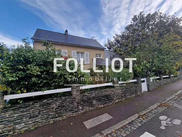 Maison de plain-pied 8 pièces 176 m²