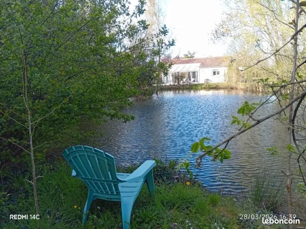 Maison 4 chs avec plan d eau