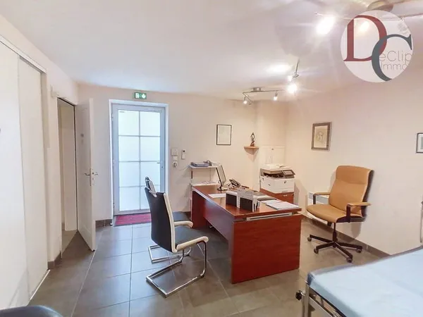 LOCAL PROFESSIONNEL CABINET MEDICAL