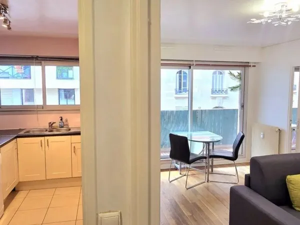 Appartement meublé 2 pièces 43m² - Paris 17ème | Terrasse | Vue Tour Eiffel