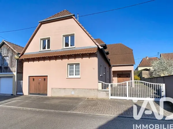 Maison 10 pièces 255 m²