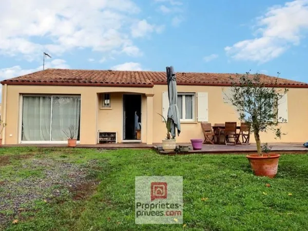 Lumineuse Maison de plain-pied de 2006 - 117 m2 habitables - 4 chambres dont 1 suite parentale - cel