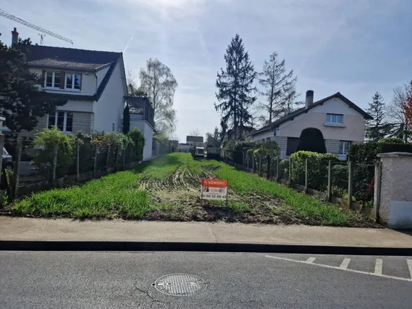 TERRAIN NON CONSTRUCTIBLE ET ENCLAVE
