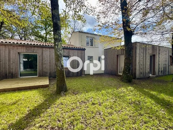 Maison 4 pièces 130 m²