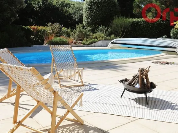 Maison 5 pièces 188 m²