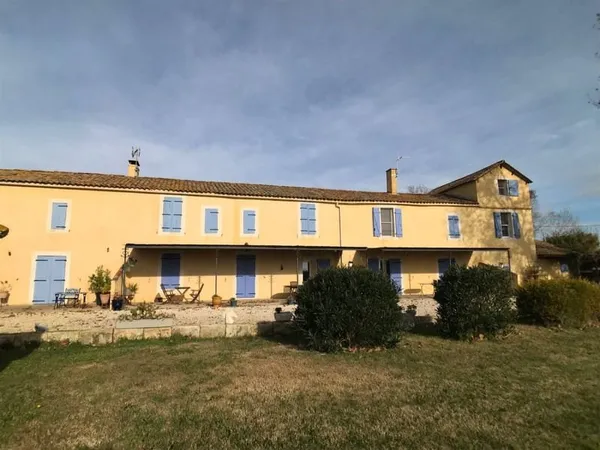 Ferme 24 pièces 520 m²