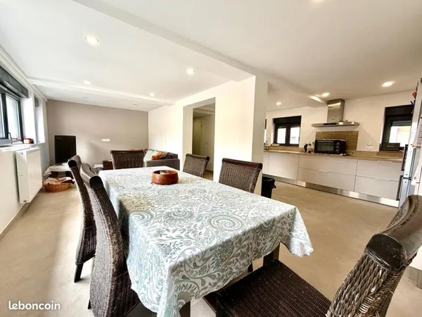 Appartement 4 pièces 117 m²