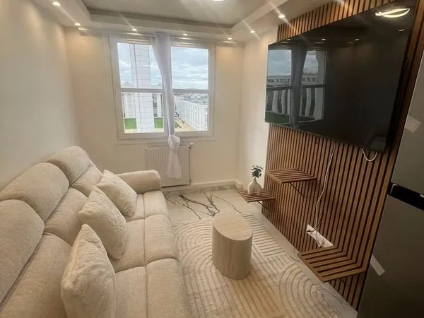 Appartement F5 avec 4 chambres à louer - Cergy