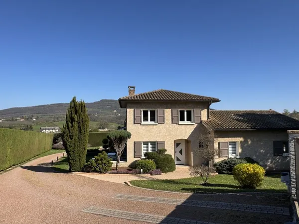 Vends villa au calme