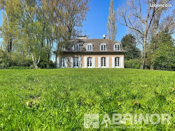 Maison 6 pièces 180 m²