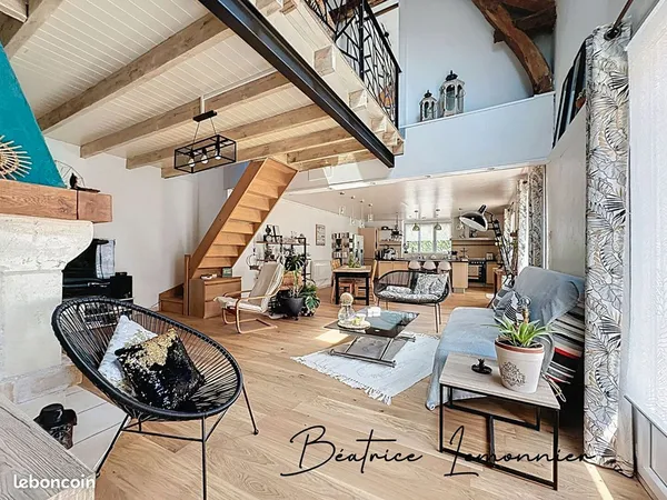 Propriété 7 pièces 143 m²