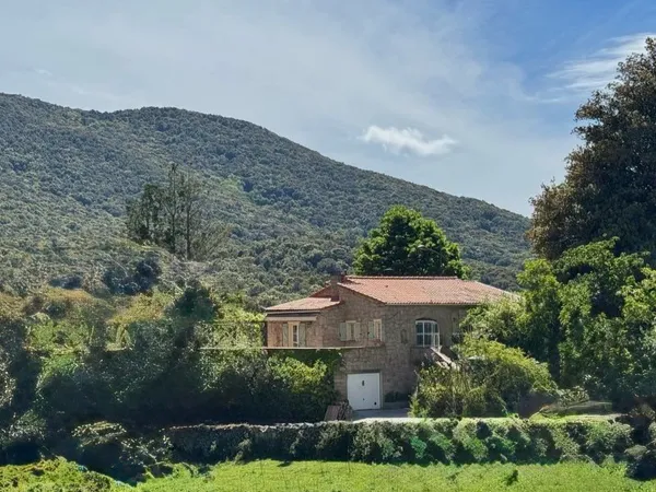 Charmante maison Corse sud