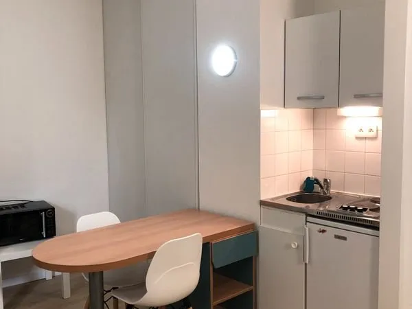 Studio meublé de 28 m² situé en Rez-de-Chaussée, vue jardin
