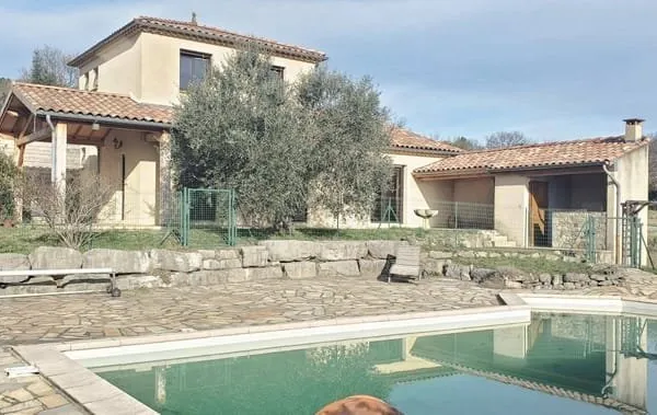 Villa 6 pièces 134 m²