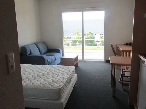 Studio meublé 27m² avec balcon - Appartement Le Rheu