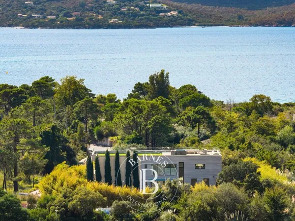 Porto Vecchio, Cala Rossa, Villa A Maredda, 5 chambres, piscine et plage à pied