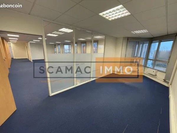 Bureau 158 m²