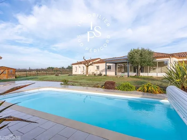 Coup de coeur assuré ! Superbe villa avec piscine
