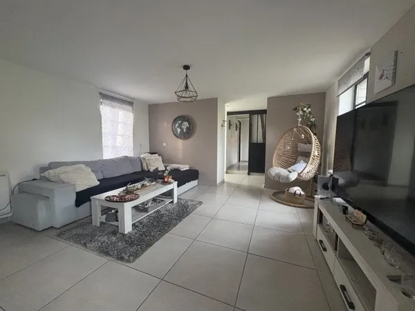 Maison 8 pièces 134 m²