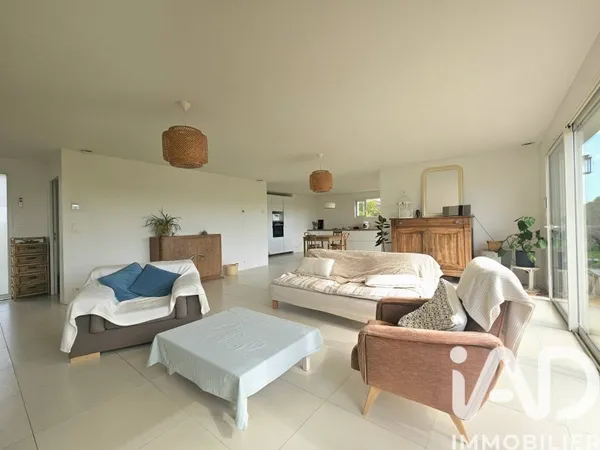 Maison 5 pièces 143 m²